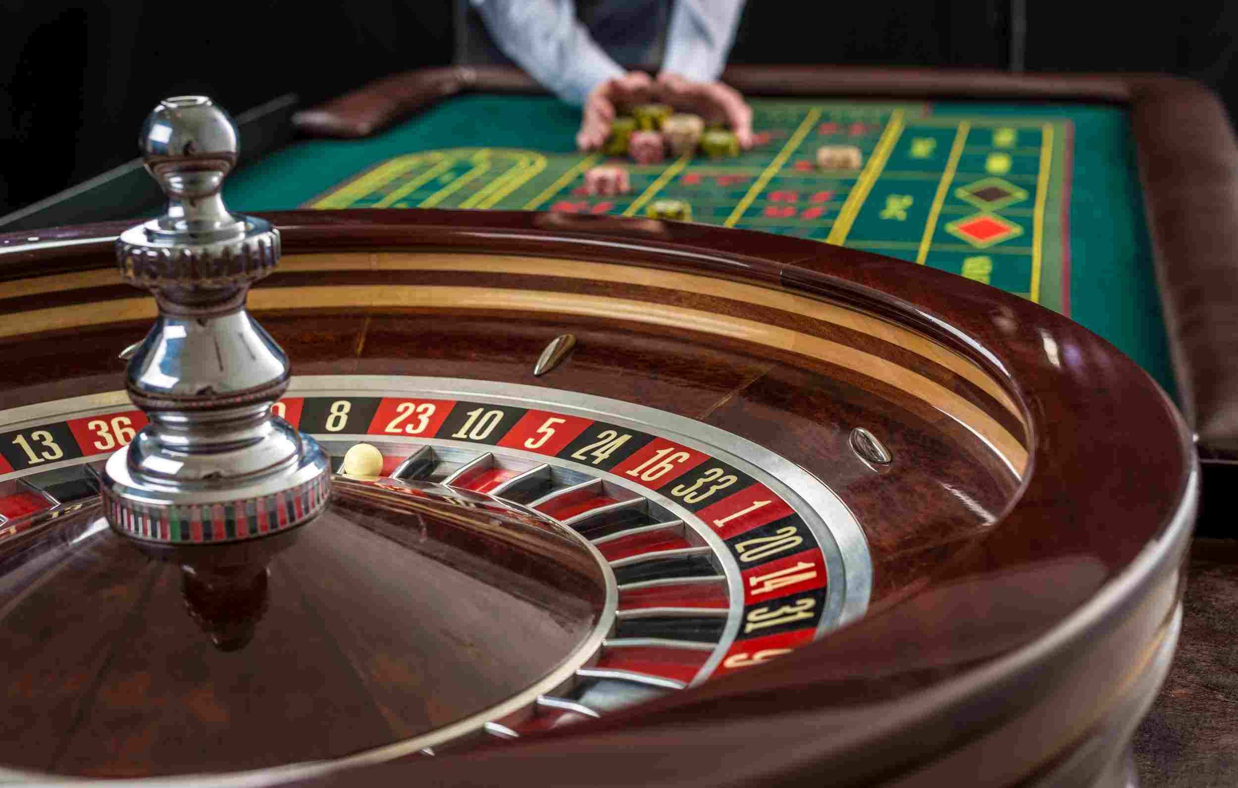 BET695
